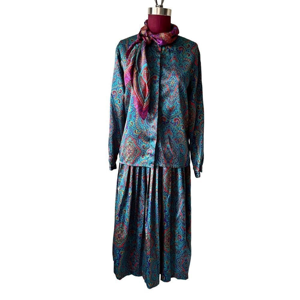 Vintage 1980s Diane Von Furstenberg Two Piece Outfit sz 6 Paisley Turquoise